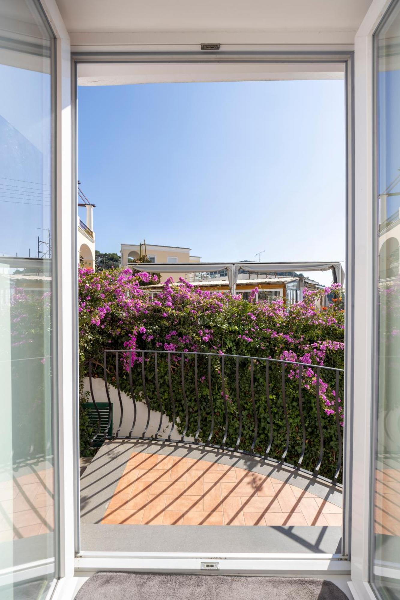 Suite Lucia Κάπρι Εξωτερικό φωτογραφία